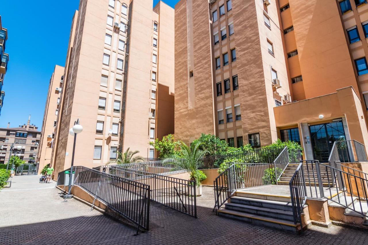 غرناطة Tuguest Congresos Apartment المظهر الخارجي الصورة